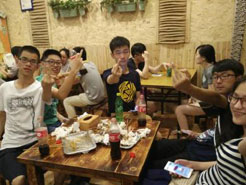 向阳烧烤加盟,学烧烤技术,开烧烤店多少钱疯狂烤翅加盟